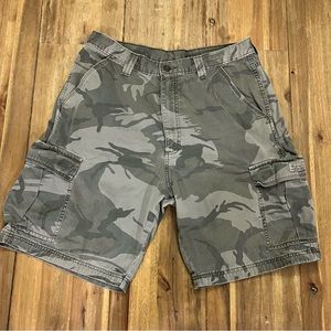 Wrangler Camo Cargo Shorts - 36 Waist